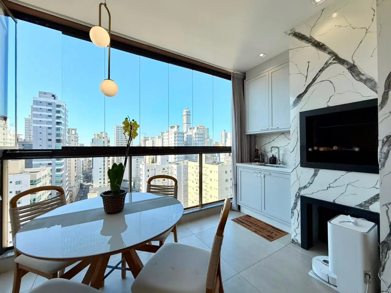 Imagem Apartamento à venda com 106.05m2 por R$ 2.400.000,00