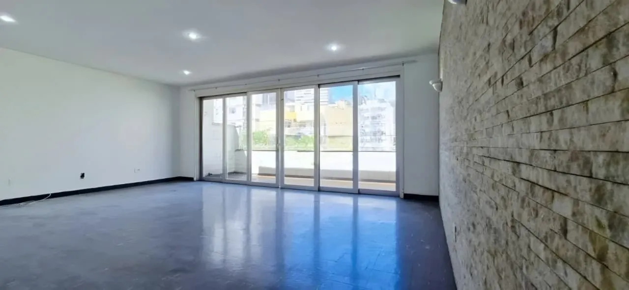 Imagem Apartamento à venda no bairro Laranjeiras em Rio de Janeiro/RJ