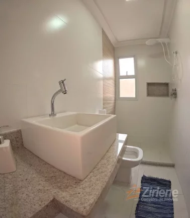 Imagem Apartamento Alto Padrão com 4 Suítes à Beira-Mar, na praia do morro