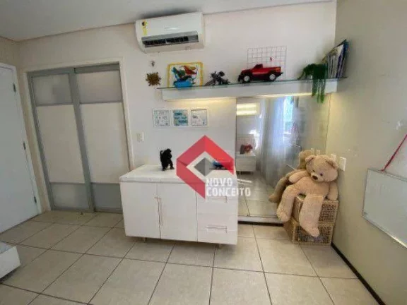 Imagem Apartamento com 4 dormitórios à venda, 139 m² por R$ 889.000 - Guararapes - Fortaleza/CE