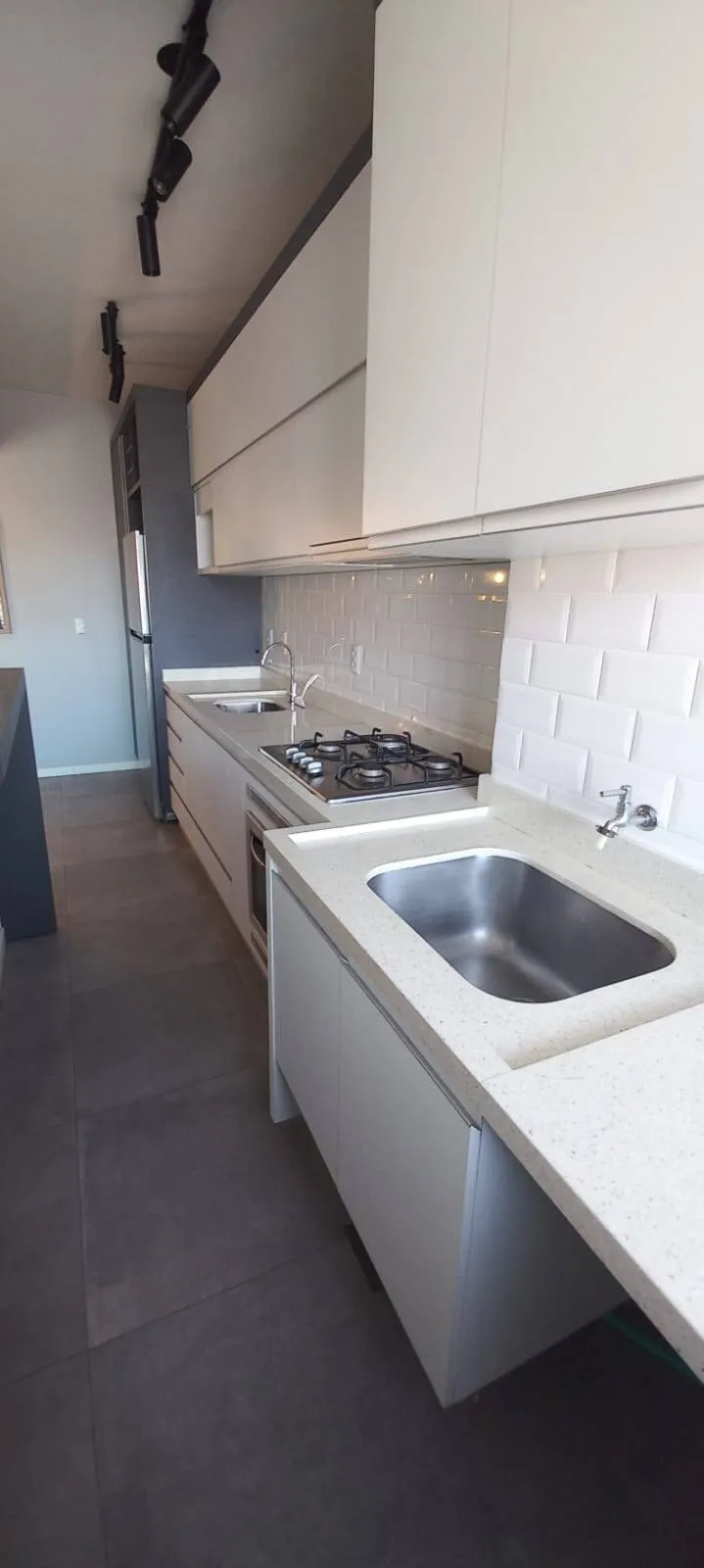 Imagem Apartamento de 2 dormitórios em Canasvieiras Investimento ou Moradia