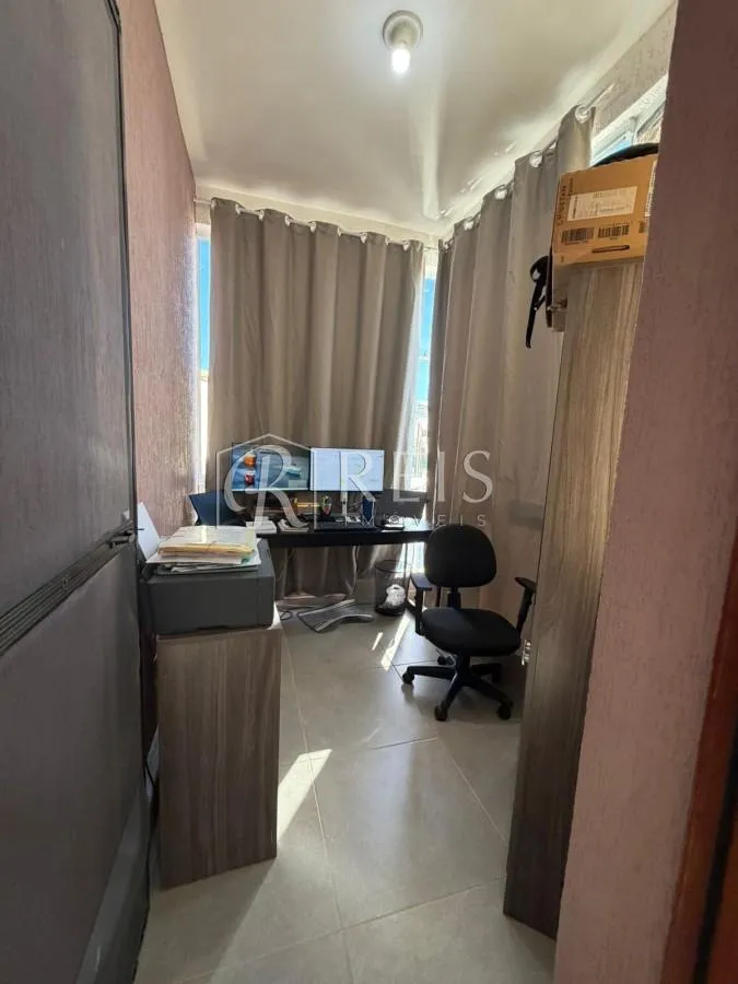Imagem Casa para Venda em Rio das Ostras, Terra Firme, 3 dormitórios, 1 suíte, 3 banheiros, 1 vaga