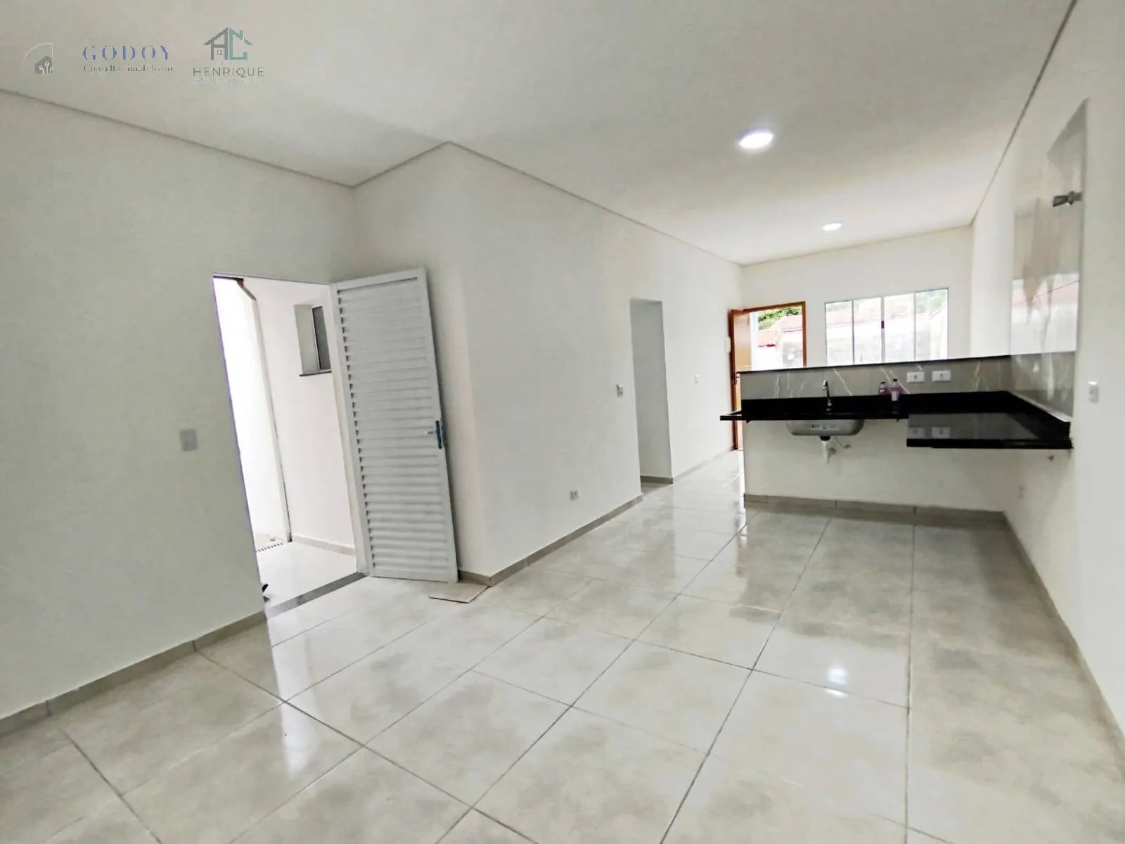 Foto do imóvel Casa à venda 250M², Loteamento Residencial Andrade, Pindamonhangaba - SP