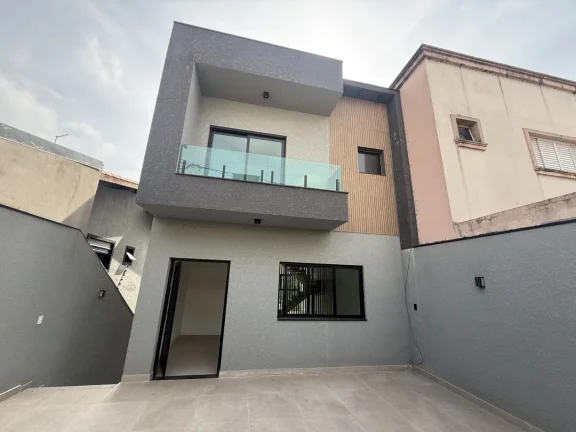 Imagem Casa à Venda com Piscina e Planejada na Cozinha em Cajamar