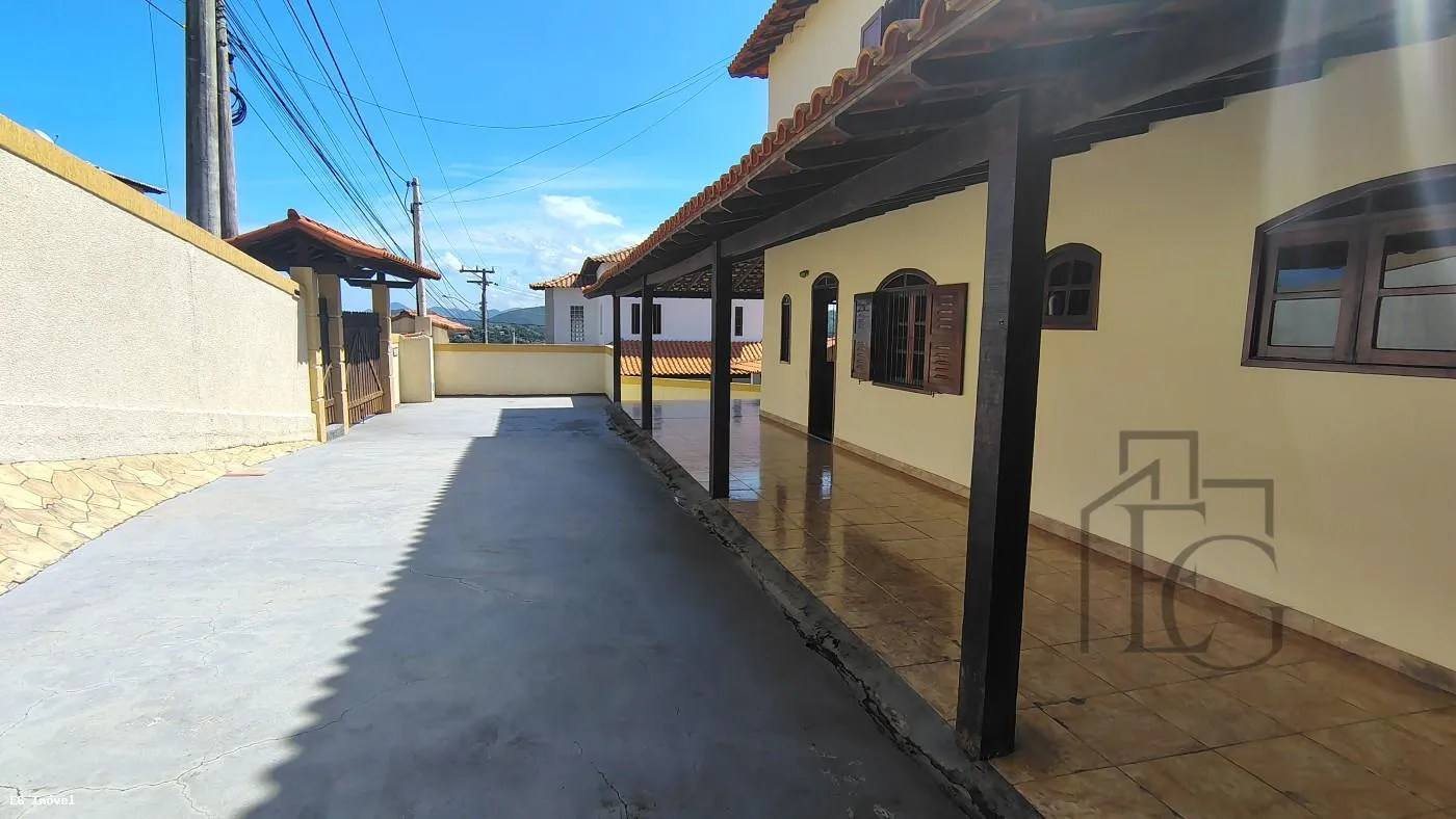 Imagem Casa para Venda em Saquarema, Bacaxá (Bacaxá), 3 dormitórios, 2 suítes, 1 banheiro, 4 vagas