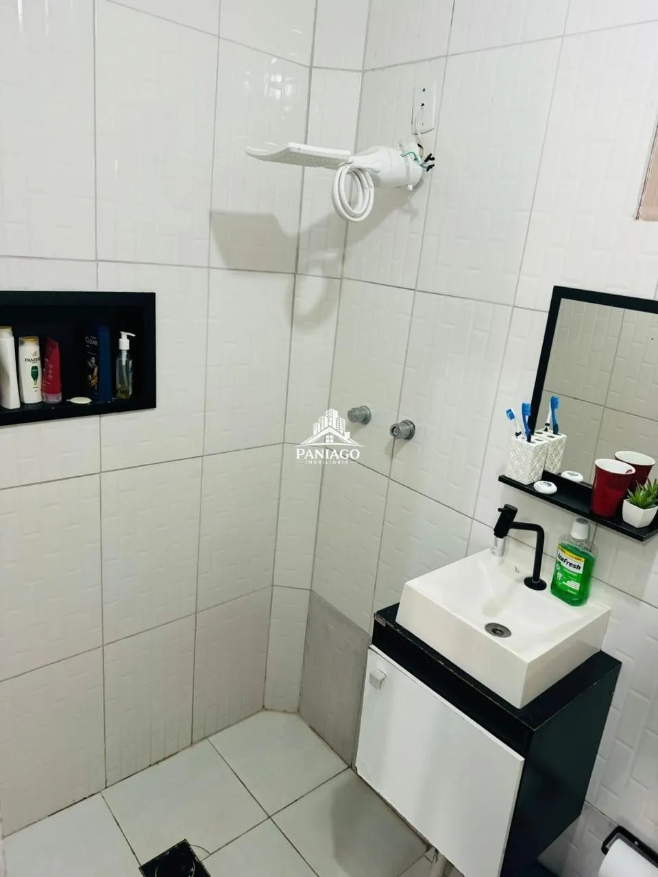 Imagem Casa com 5 quartos sendo 3 suites e 2 salas amplas