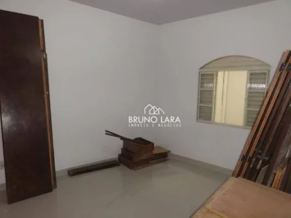 Imagem Casa com 5 dormitórios para alugar, 100 m² por R$ 3.516,66/mês - Centro - Igarapé/MG