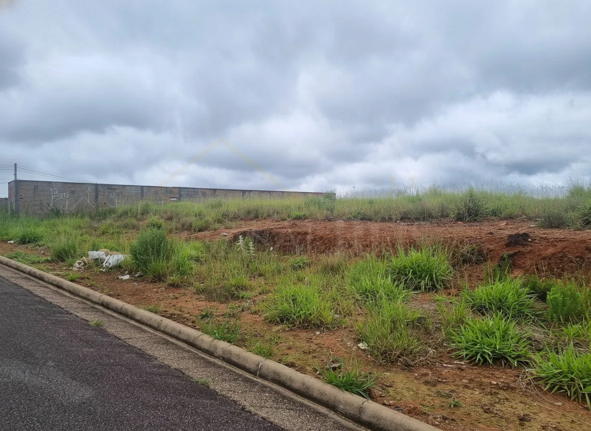Imagem Terreno 300 m² à venda em Região Urbana Homogênea XVI, Poços de Caldas