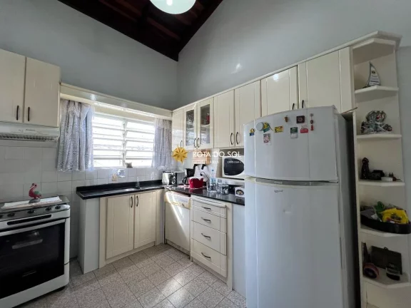 Imagem Casa de praia à venda Praia Centro Bombinhas SC