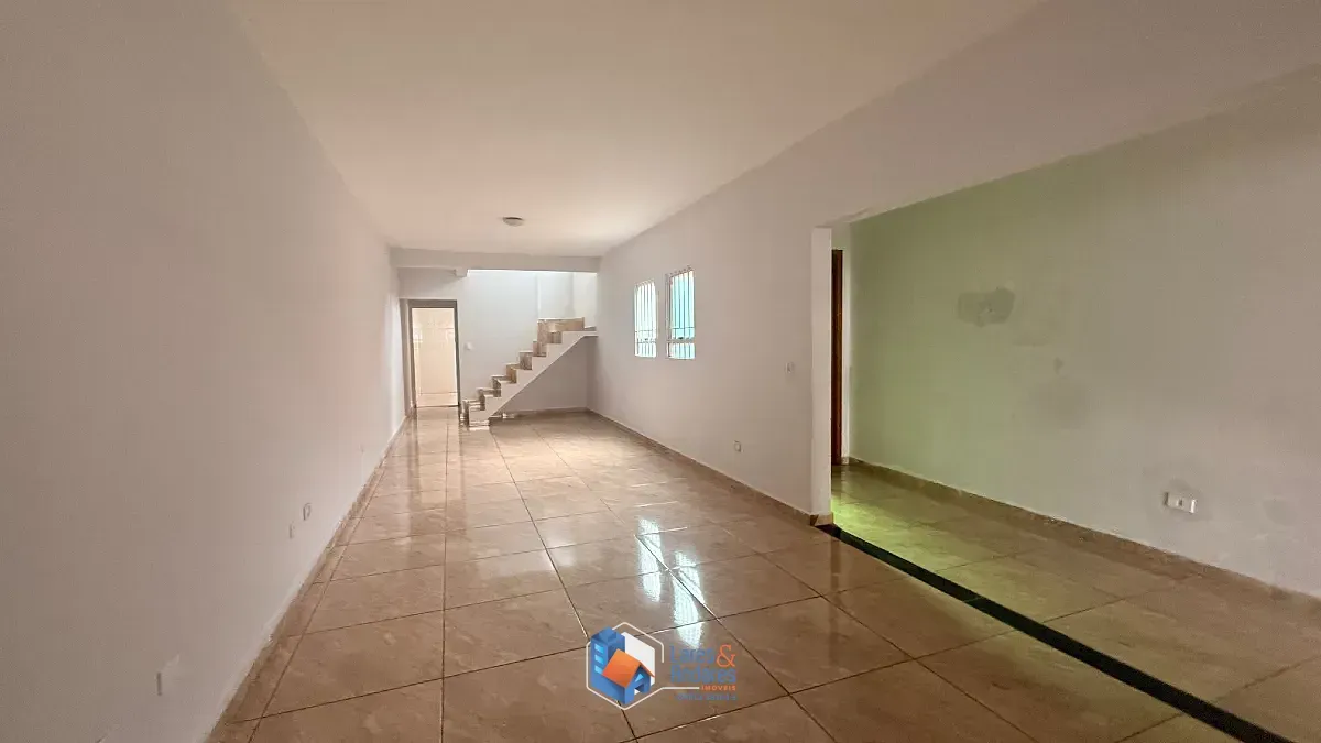 Foto do imóvel Sobrado para venda em Jardim Nova Germania com 4 quartos, sendo 4 suítes, 270m² em Rua João Pereira Santos