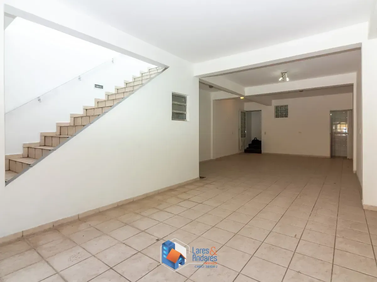 Imagem Sobrado para venda em Vila Iório com 2 quartos, 150m²