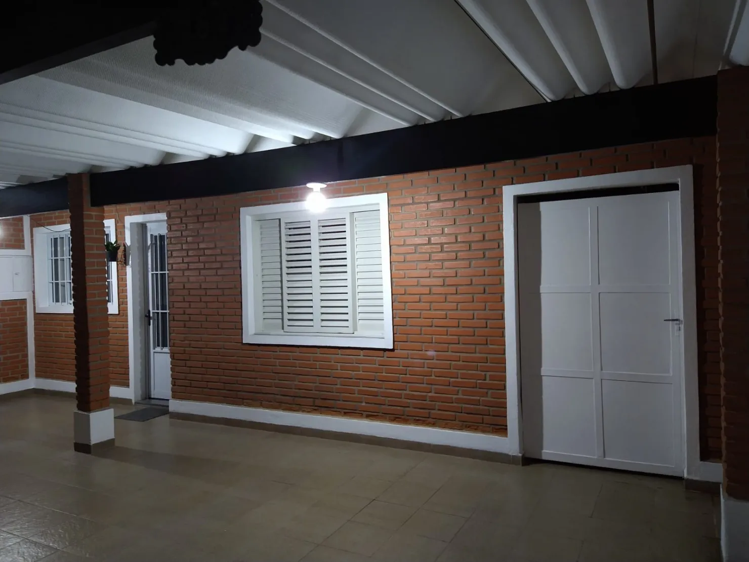 Imagem Casa à venda 3 Quartos, 3 Vagas, 250M², Parque Jaraguá, Taubaté - SP