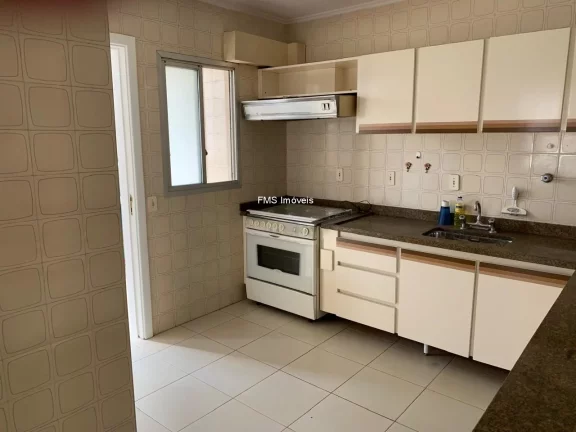 Imagem Apartamento no Jardim Paulista: 3 Quartos, 3 Suítes, 1 Sala, 3 Vagas de Garagem e 198m²