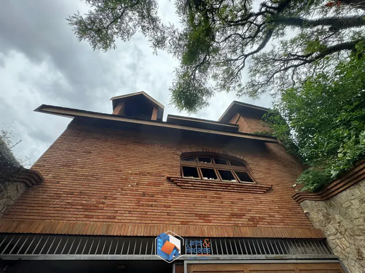 Imagem Casa para venda em Planalto Paulista com 4 quartos, sendo 4 suítes, 509m²