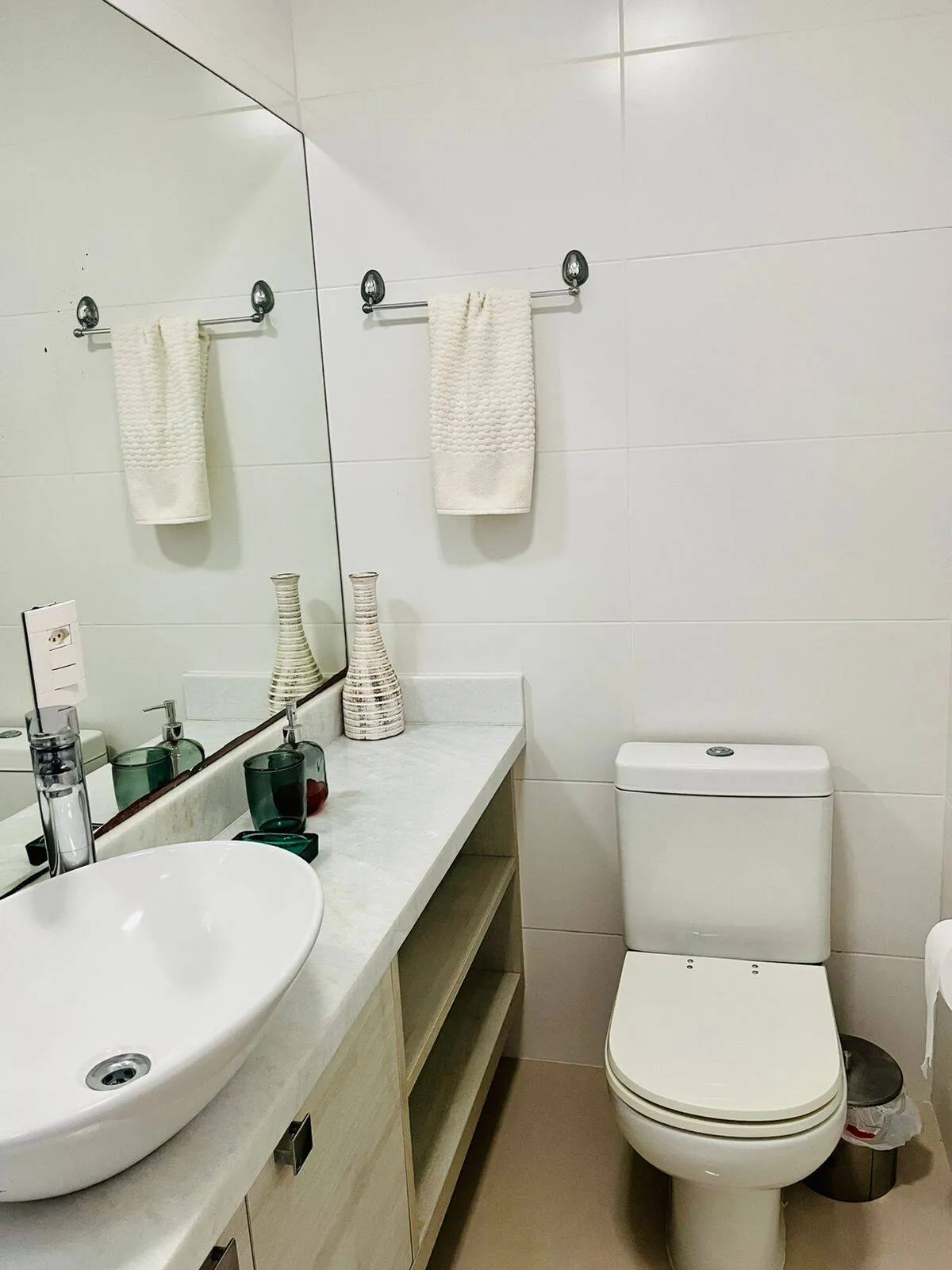 Imagem APARTAMENTO LOCAÇÃO DE TEMPORADA EM JURERÊ , FLORIANÓPOLIS