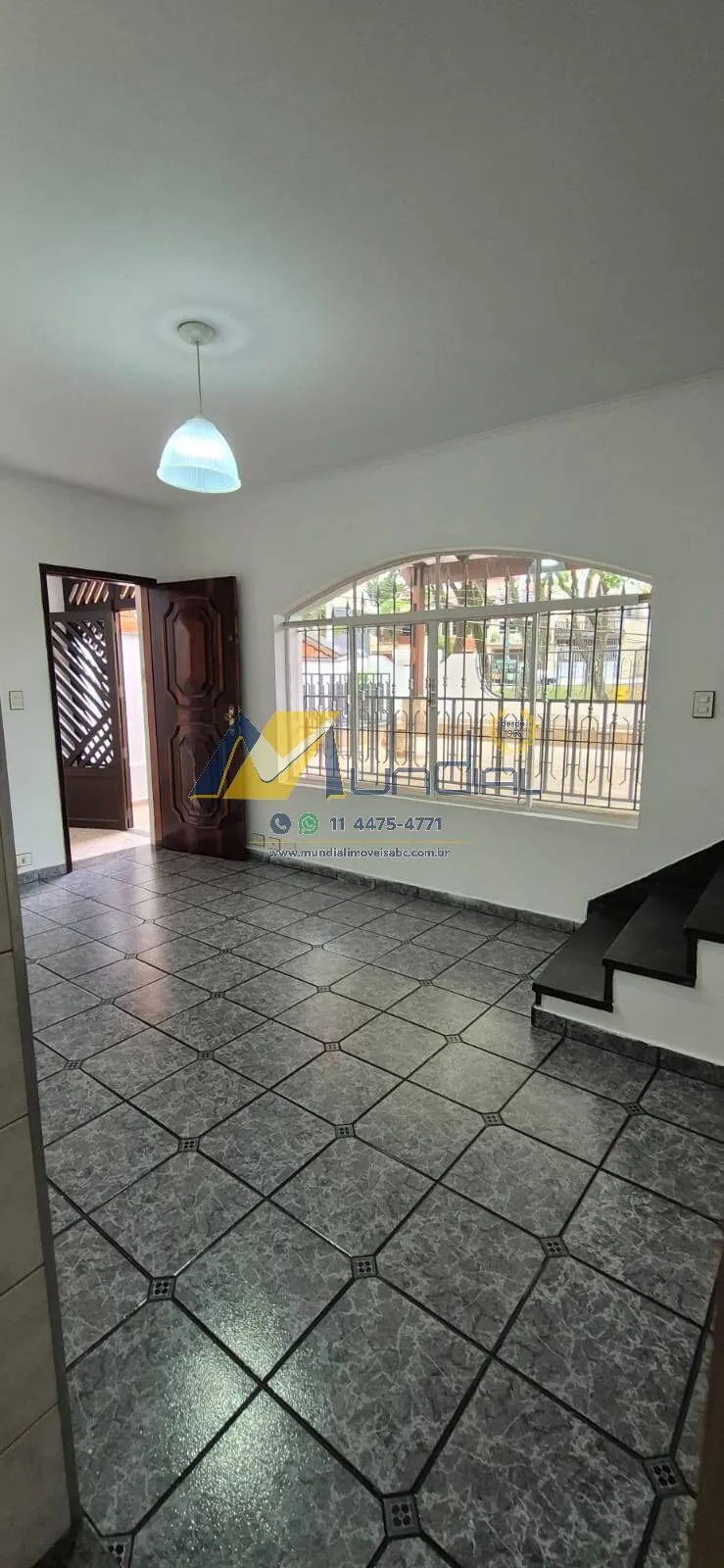 Imagem Sobrado para Locação - Espaço, Conforto e Funcionalidade