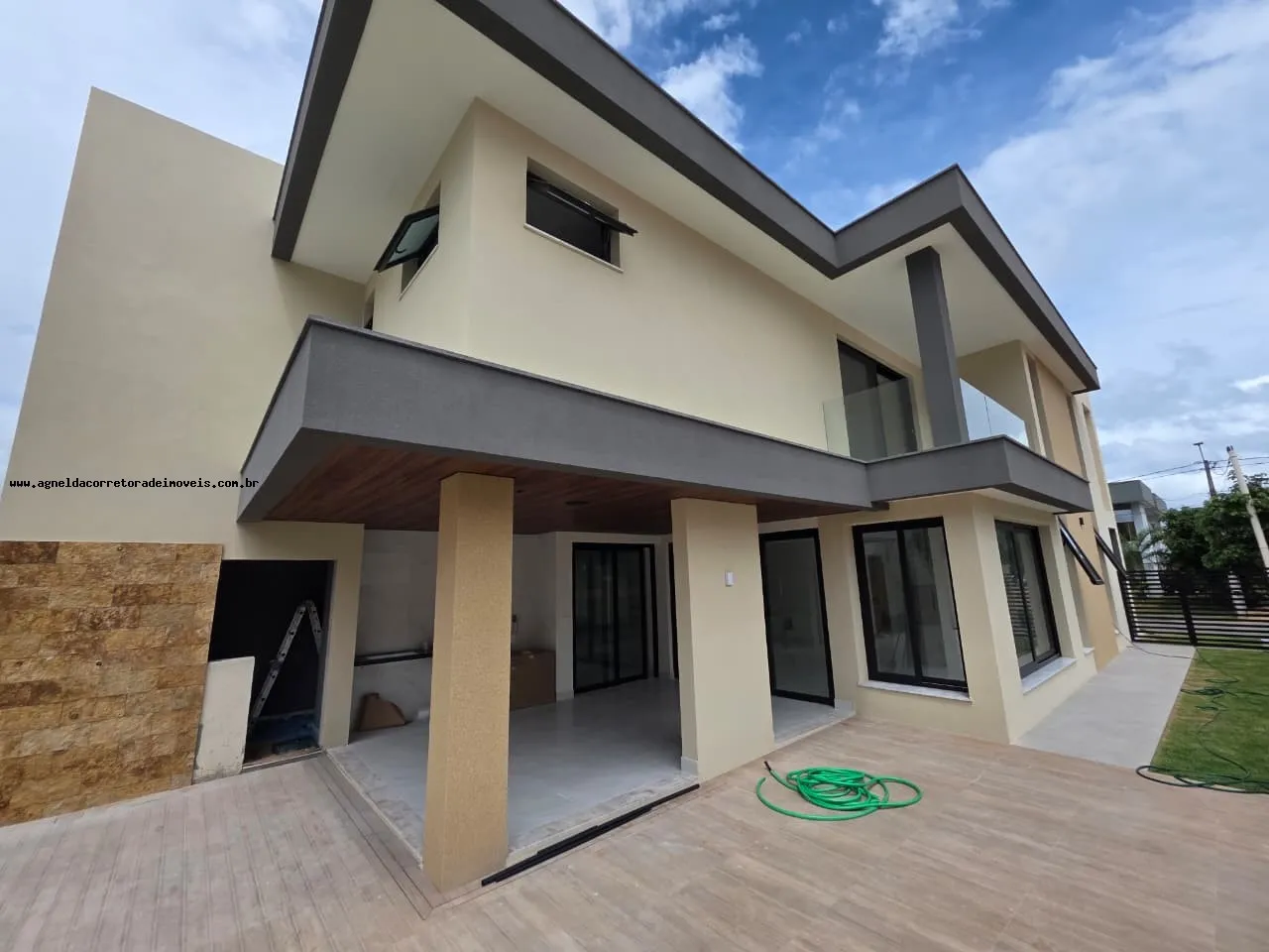 Imagem Casa em Condomínio para Venda em Parnamirim, Pium (Distrito Litoral), 5 dormitórios, 5 suítes, 6 banheiros, 4 vagas