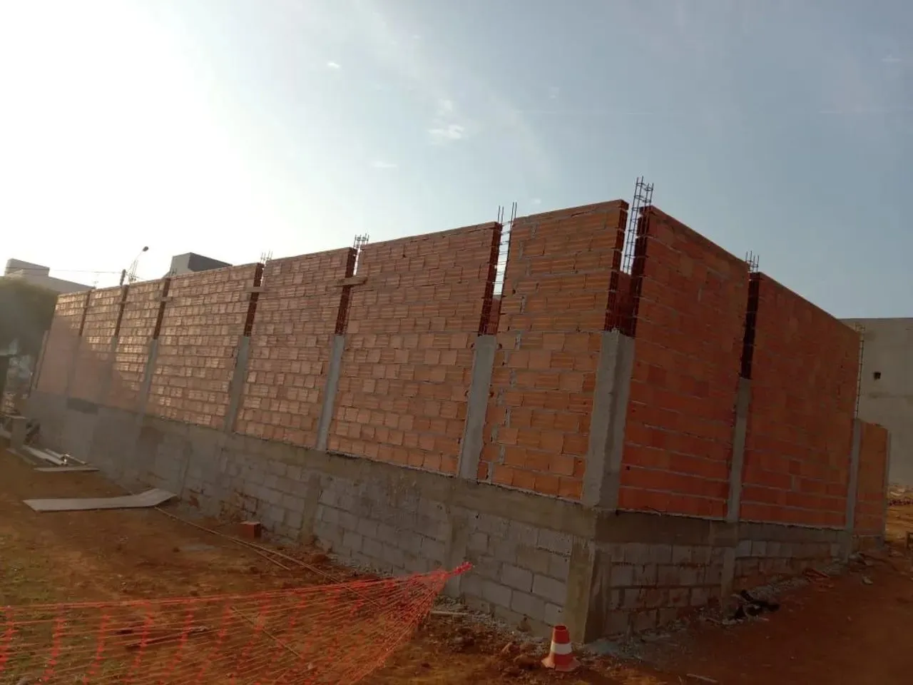 Imagem Impecável casa em condomínio à venda em Sorocaba-SP, Jardim Novo Horizonte: 3 quartos, 2 salas, 3 banheiros, 138m², 3 vagas.