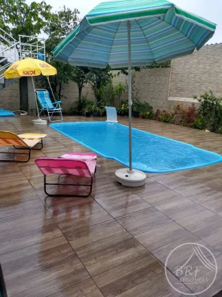 Imagem Vendo Excelente Casa de Alvenaria na Praia do Meio Palhoça SC