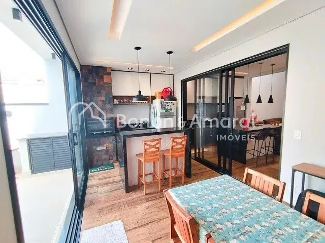 Imagem Casa de Condomínio com 3 Quartos e 5 banheiros à Venda, 185m² por R$ 1.590.000