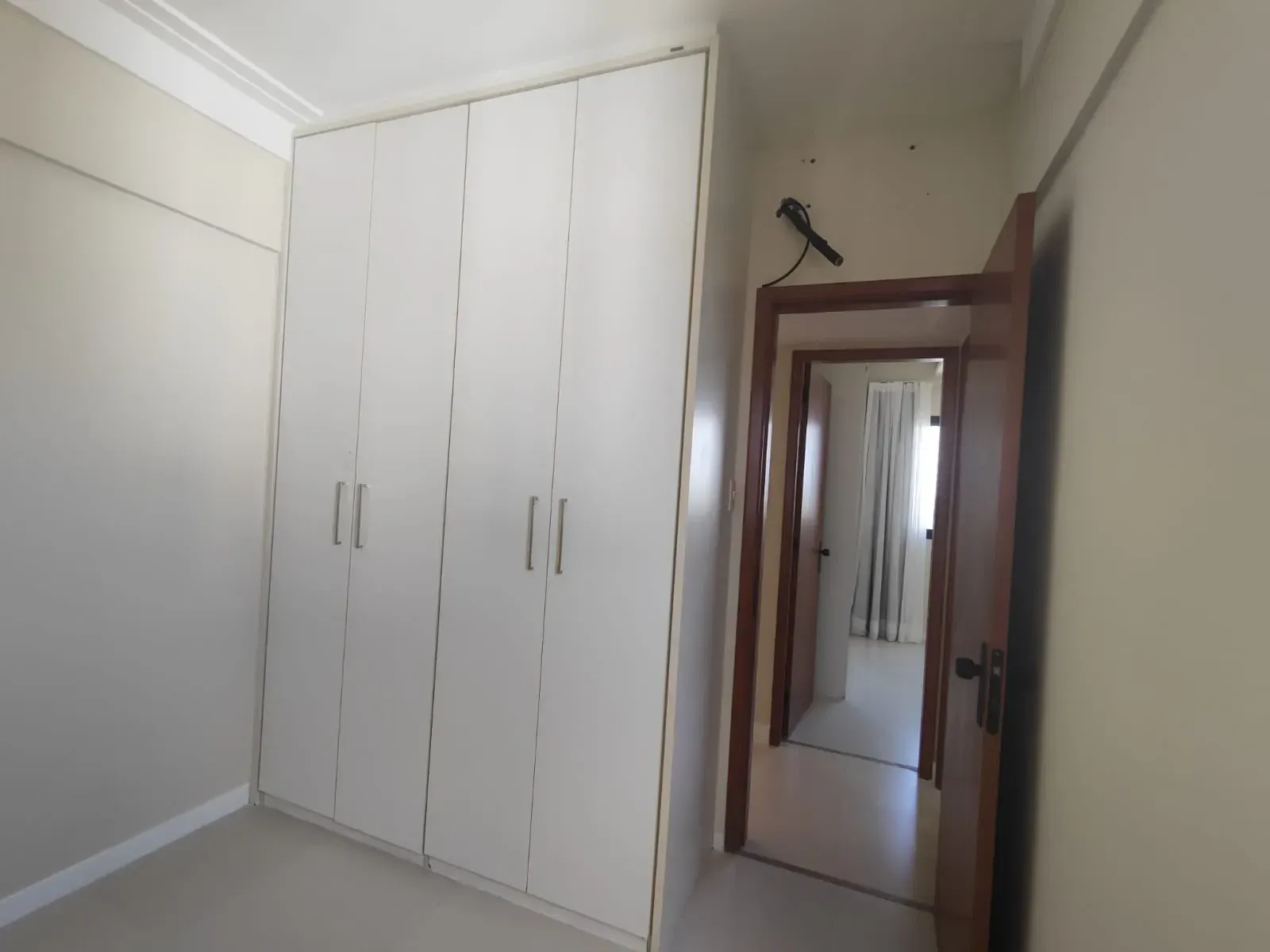 Foto do imóvel: Apartamento com 3 Quartos para Alugar, 84 m² em Avenida Professor Manoel Ribeiro, nº 1361. Stiep, Salvador - BA
