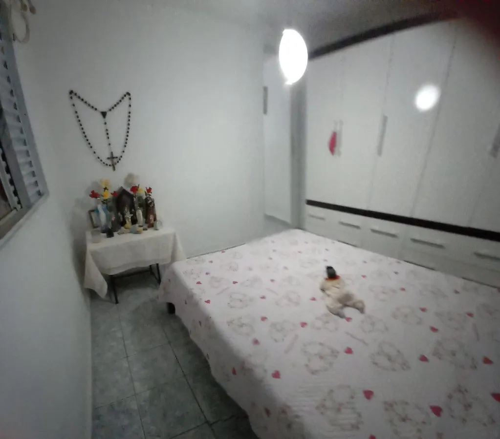 Imagem Oportunidade Imperdível: Casa à Venda na Vila Bela Vista, Santo André-SP com 4 quartos, 2 banheiros e 2 vagas de garagem