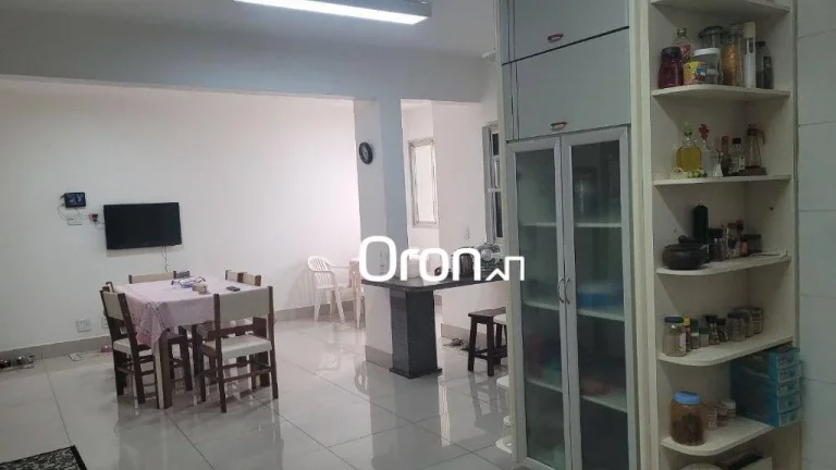 Imagem Apartamento à venda, 226 m² por R$ 765.000,00 - Setor Bueno - Goiânia/GO