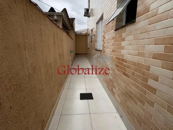 Imagem Casa sobreposta baixa 2 dormitórios (1 Suíte ), 70m² à venda por R$380.000,00