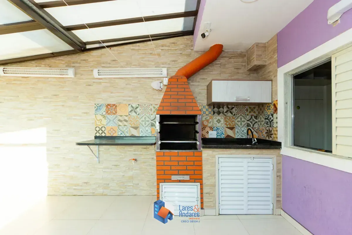 Imagem Sobrado para venda em Vila Fachini com 3 quartos, sendo 1 suíte, 102m²