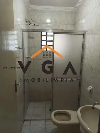 Imagem Casa para Venda em São Paulo, Vila São Francisco (Zona Leste), 5 dormitórios, 2 banheiros, 5 vagas