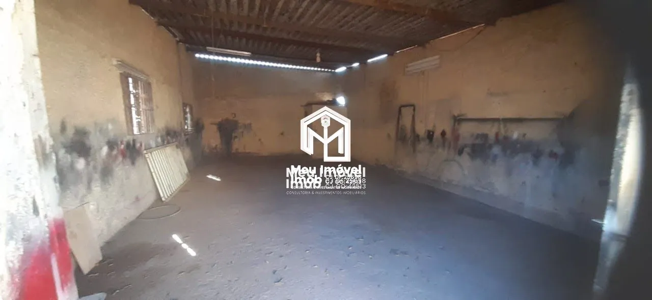 Imagem Galpão Quadra 7 Setor SHIS Luziânia 2 Vagas 125m²