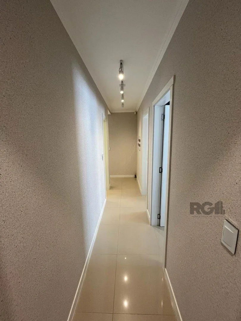 Imagem Apartamento com 2 dormitórios, sendo uma suíte, em empreendimento diferenciado em Capão da Canoa, no bairro Navegantes, próximo à divisa de Atlântida