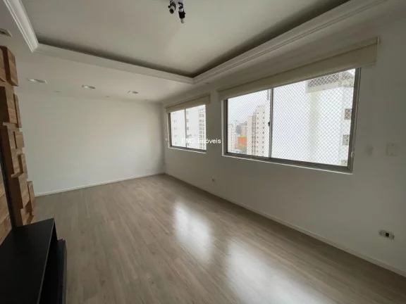 Imagem Apartamento à venda em Moema, com 3 quartos sendo 1 suíte, 3 banheiros, 1 vaga.