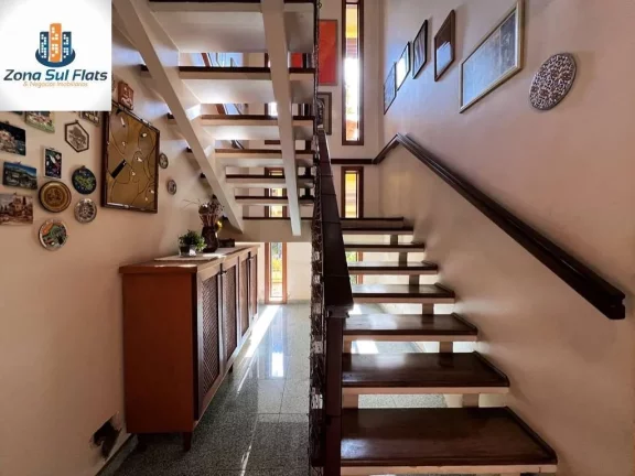 Imagem Casa Alto Padrão à Venda Na Granja Viana em Condomínio Fechado