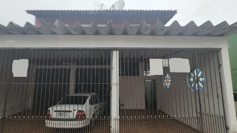 Imagem VENDA DE CASA NO JARDIM RINCÃO, EM ARUJÁ/SP, 381m², 2 quartos, sala de estar e jantar. CONSULTE-NOS