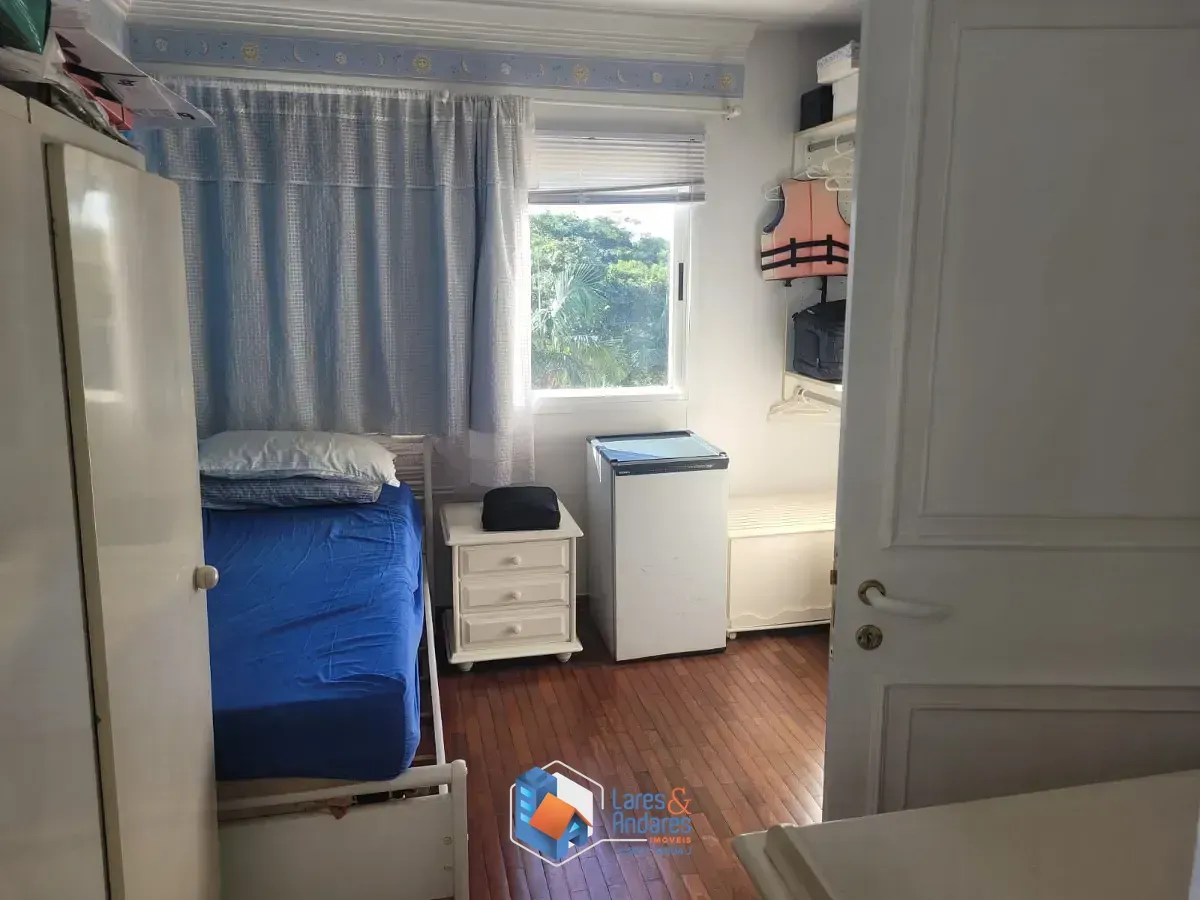 Imagem Casa para venda em Parque dos Príncipes com 3 quartos, sendo 3 suítes, 327m²
