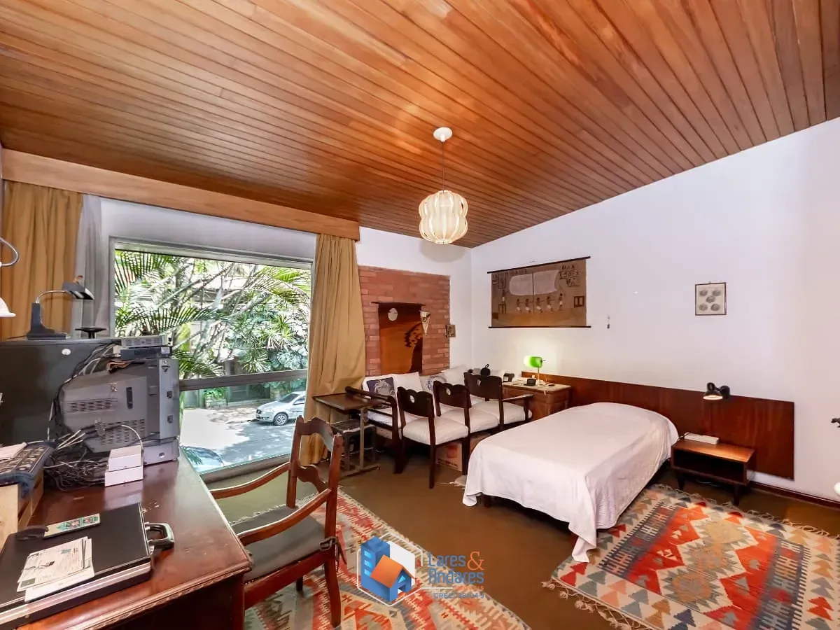 Imagem Casa para venda em Cidade Jardim com 4 quartos, sendo 1 suíte, 490m²