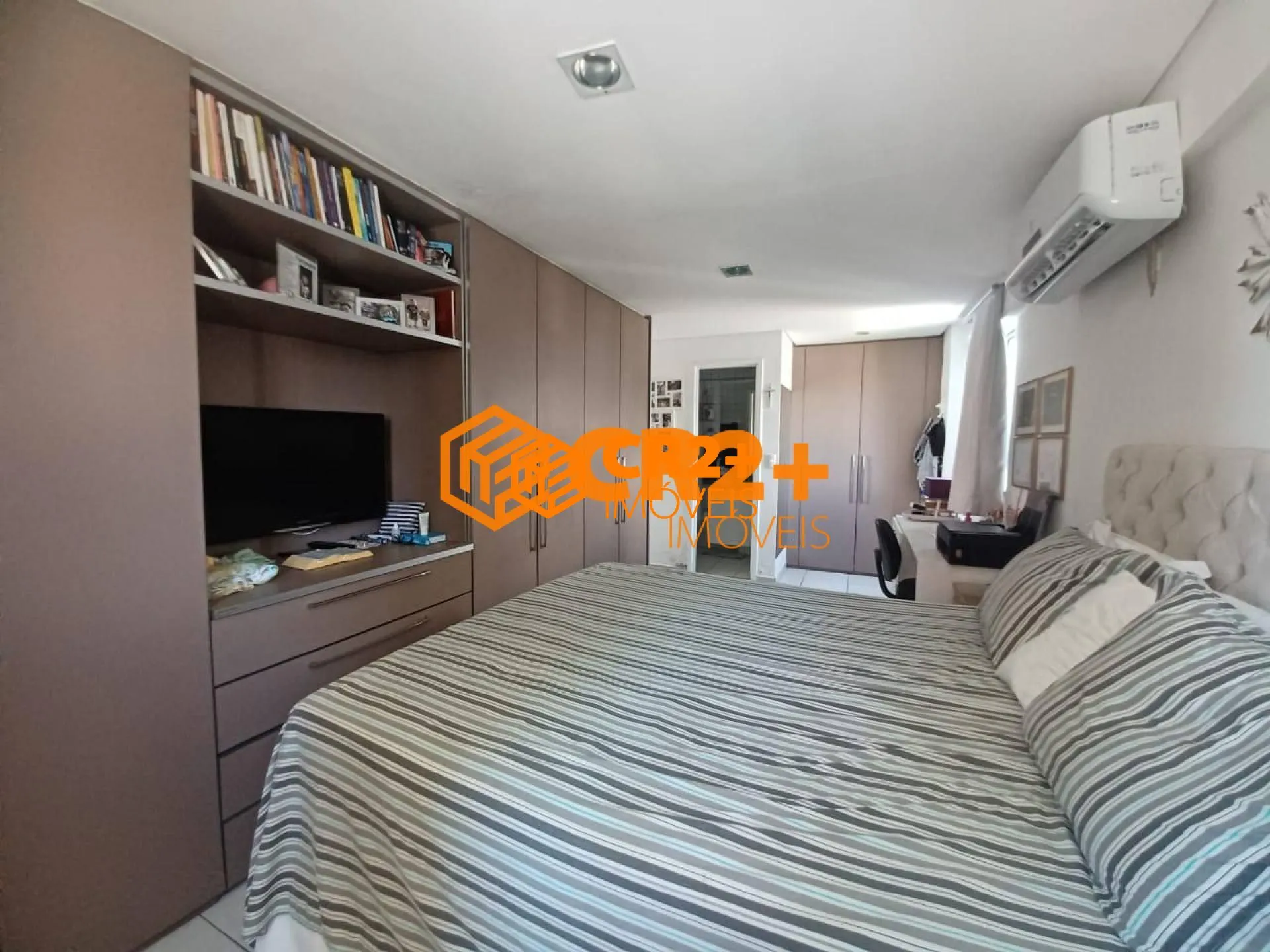 Imagem Apartamento à Venda 04 quartos, 04 suítes em Boa Viagem com 160M².