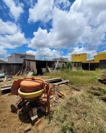 Imagem Ótima área para construção residencial ou comercial de esquina.