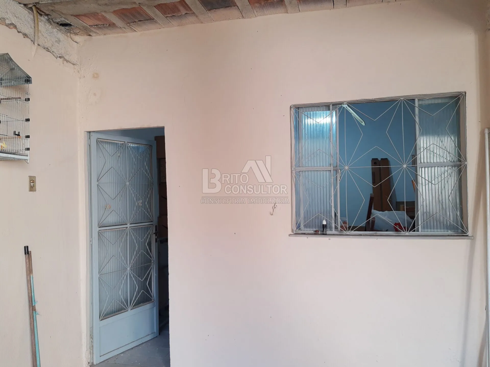Imagem Vendo Casa Sobrado com 2 Dormitorios, 165 m² em Alcântara, São Gonçalo/RJ