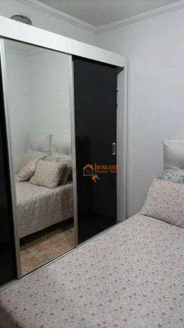 Imagem Sobrado com 3 dormitórios à venda, 117 m² por R$ 530.000,00 - Jardim Las Vegas - Guarulhos/SP