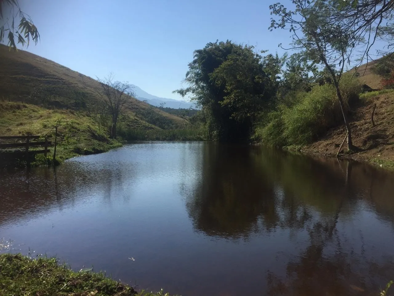 Imagem Chácara à venda 3 Quartos, 266200M², Zona Rural, Cruzeiro - SP
