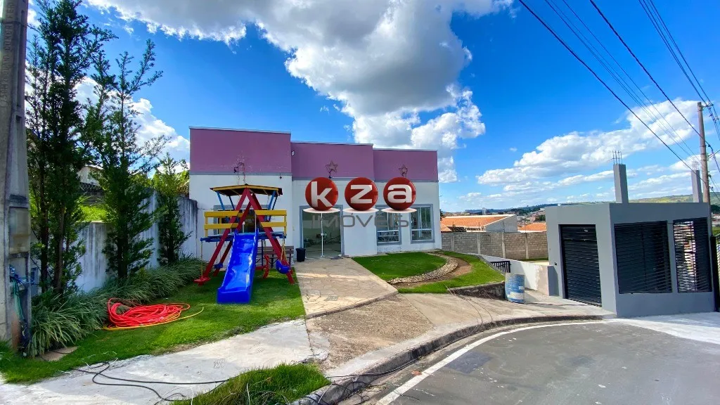 Imagem Terreno à venda no Condomínio Vivenda das Pitangueiras em Valinhos-SP: 300,00m² de área.