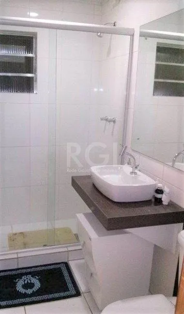 Imagem Casa para Venda - 159m², 3 dormitórios, 3 vagas - Menino Deus