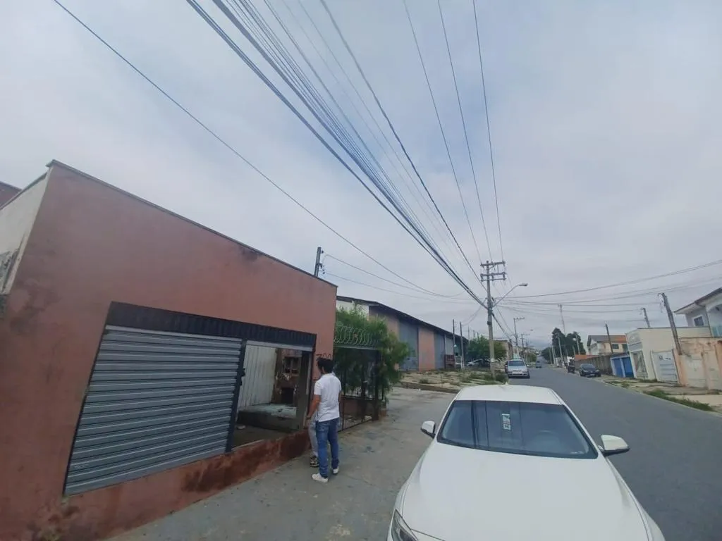 Imagem Galpão/Depósito/Armazém para aluguel 800 m2 Jardim São Lourenzo - Sorocaba - SP
