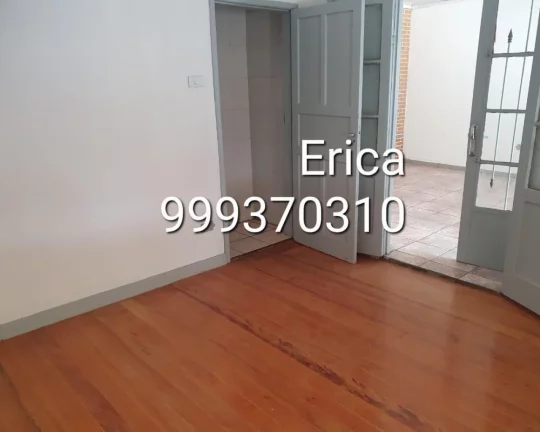 Imagem Casa térrea, 2 dormitórios, 2 banheiros, 2 salas, 2 vagas de garagem FL11