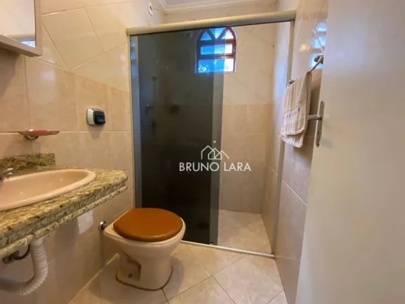 Imagem Casa á venda em Igarapé / MG bairro Roseira