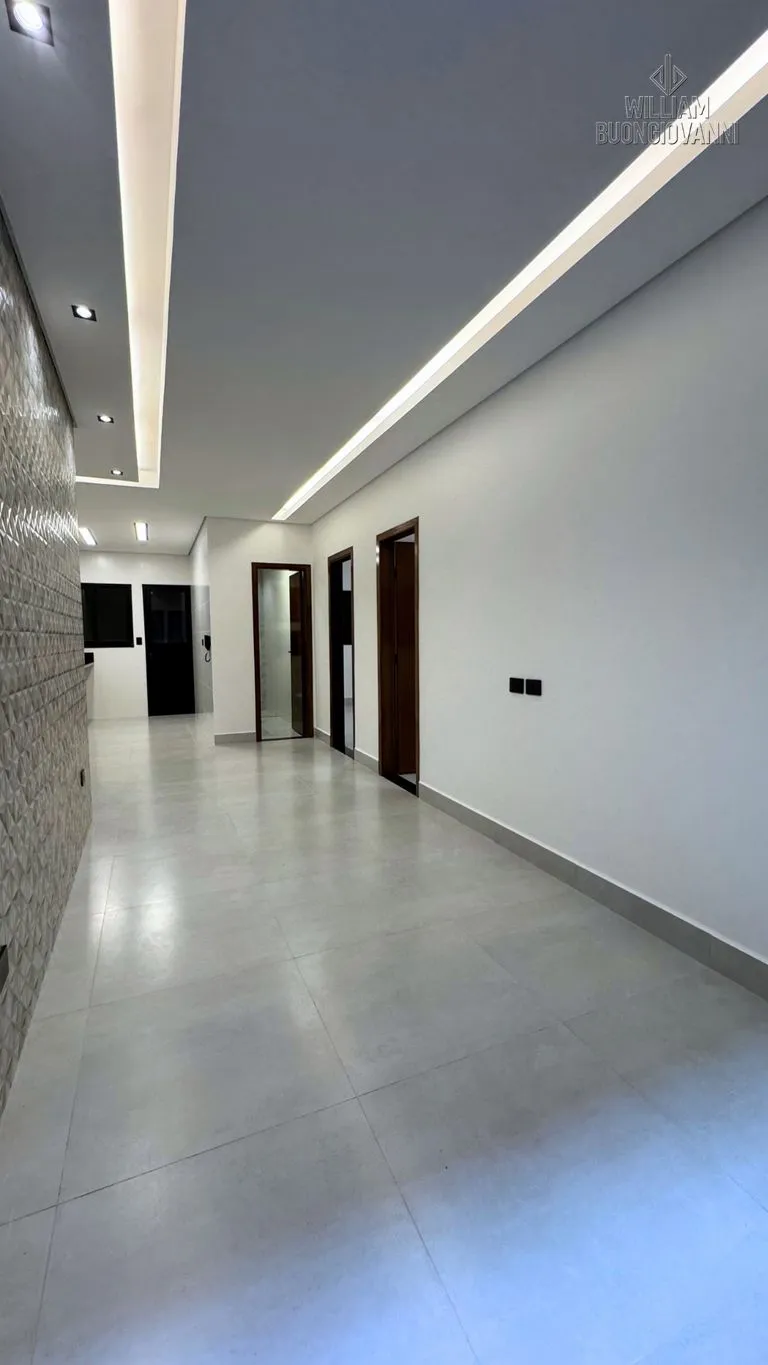 Foto do imóvel Casa Térrea 2 Dormitórios com Quintal - 57m² em Vila Caiçara, Praia Grande - SP