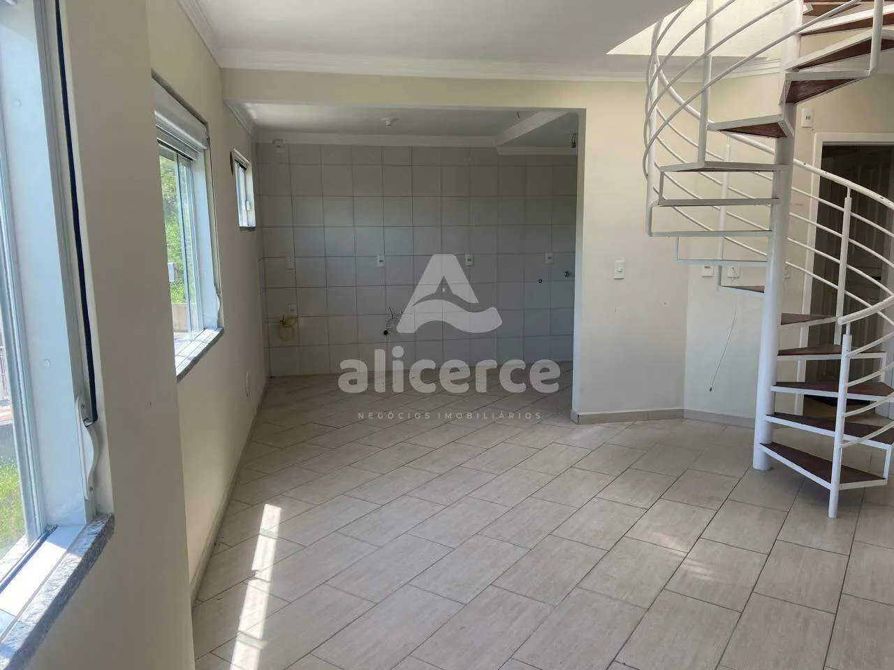 Imagem Apartamento Duplex à venda com 3 quartos , 151,07m² em Forquilhinha São José