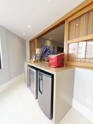 Imagem Apartamento de alto padrão vista mar com quatro suítes home theater varanda gourmet a venda no Horto Florestal